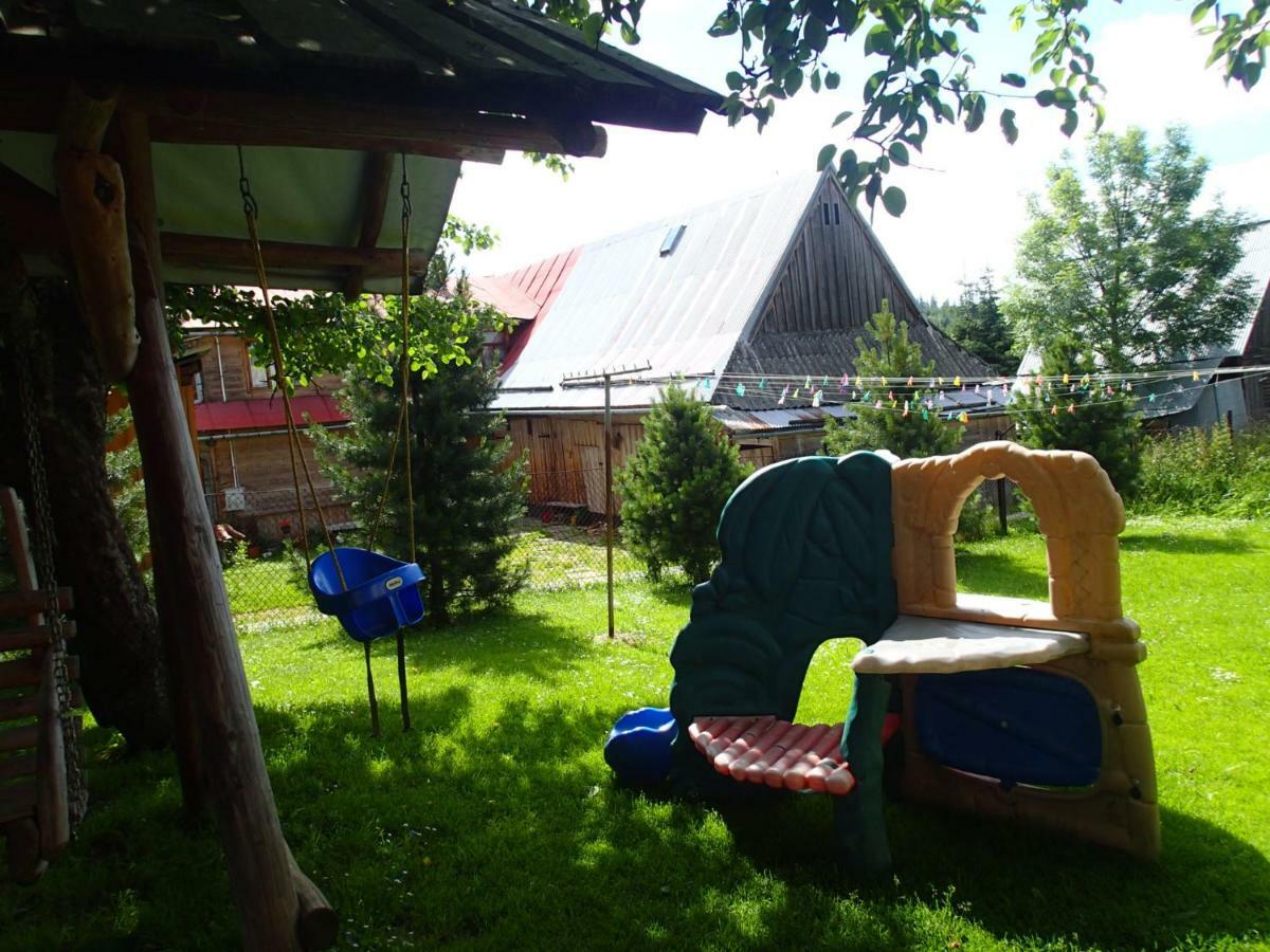 Pokoje Goscinne U Elzbiety Ciche Małe 外观 照片